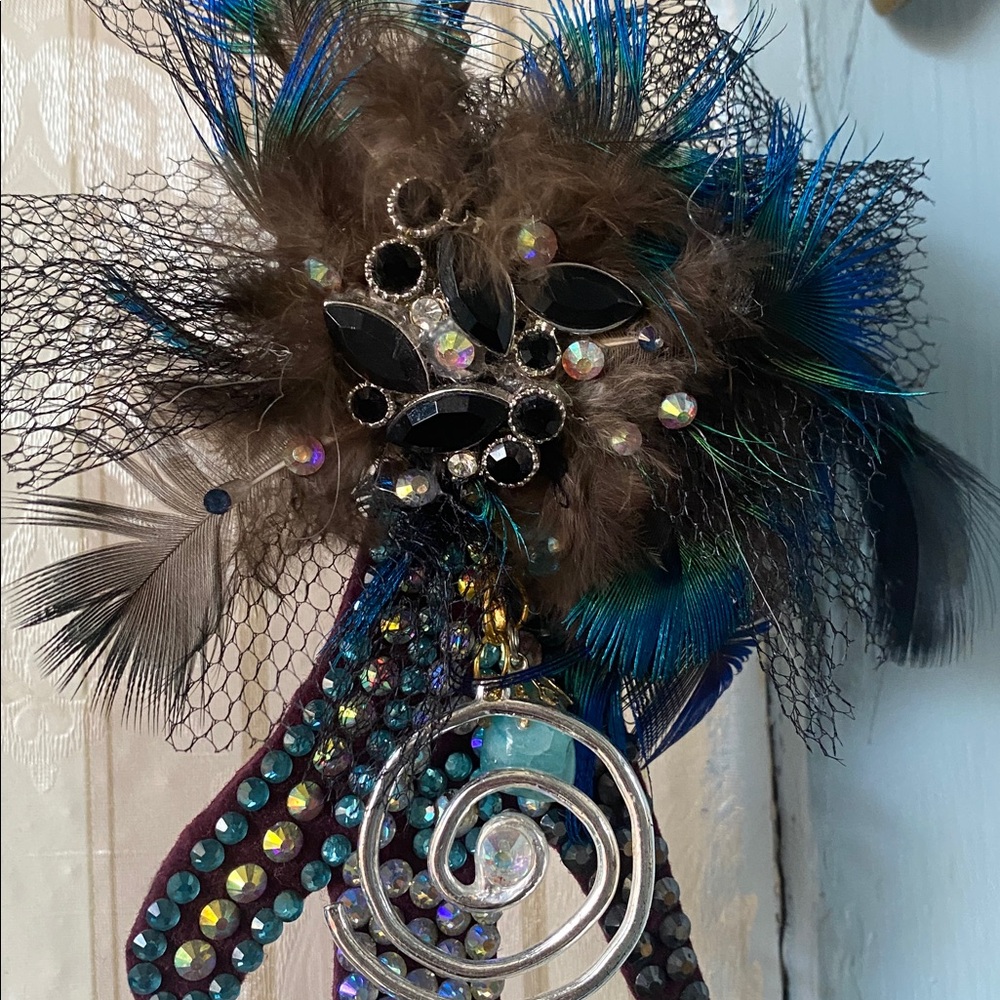 Crystal Embellished Feather Statement Decoration - image 4